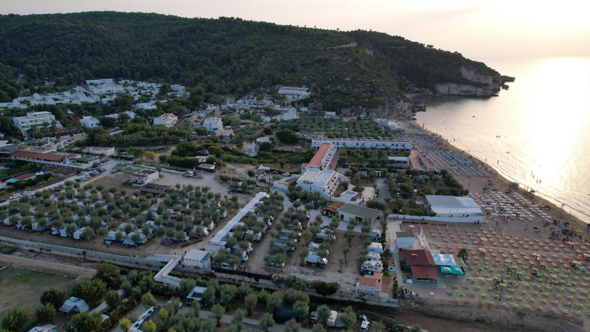 Appartamenti Baia Di Peschici Exteriör bild